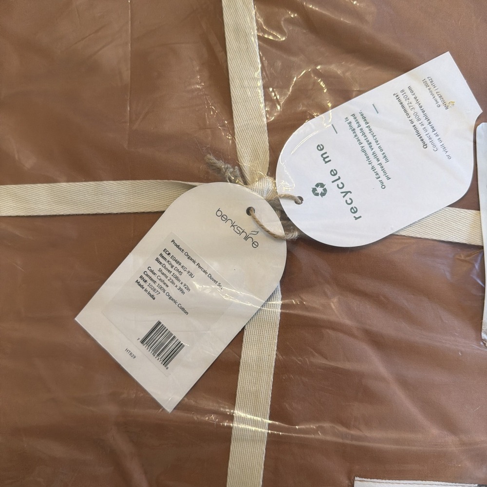 Berkshire Organic Cotton Cashew Percale Duvet Set New King Size NEW In Bag